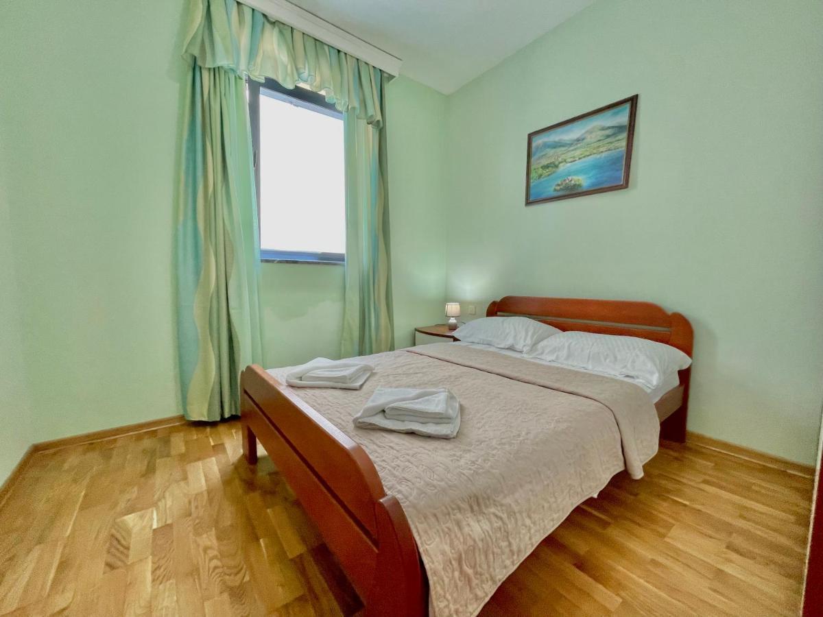 Plava Vila Beach Apartments Sveti Stefan Exterior photo