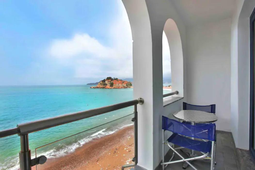 Plava Vila Beach Apartments Sveti Stefan Exterior photo